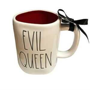 DISNEY VILLANS RAE DUNN Evil Queen Coffee Mug.NWT!